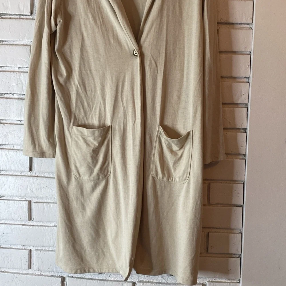 Soft Surroundings #2eg80 Tan collared‎ cardigan